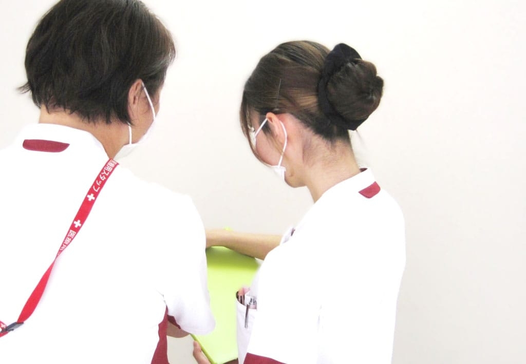 Q：　先輩は優しいですか